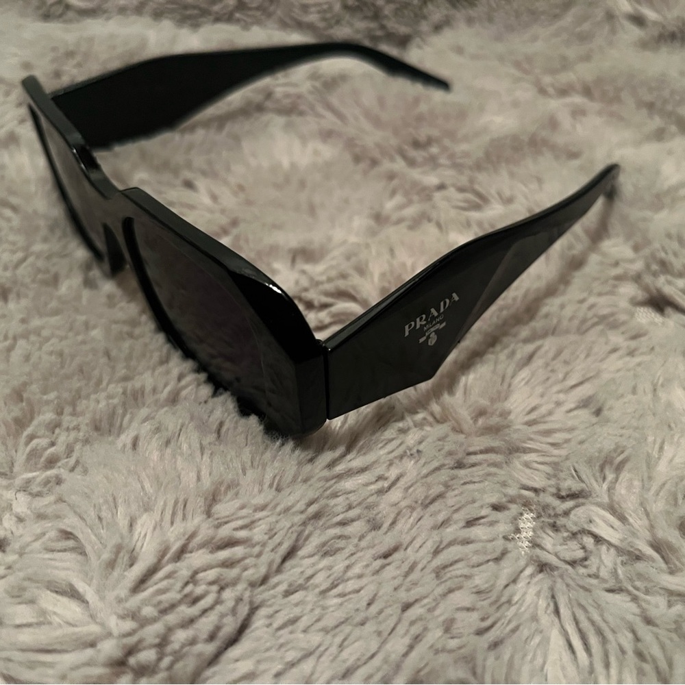 🖤BLACK PRADA SYMBOLE🖤